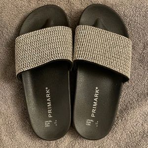 Primark sequence slip on shoes (women’s size 6)